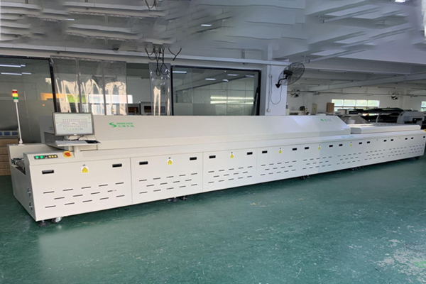 大型12 温区无（wú）铅回流焊机（jī）EW-1230MC(散热器焊接（jiē）专用炉)